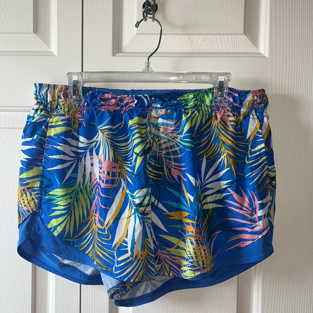 Athletic works women’s core running shorts